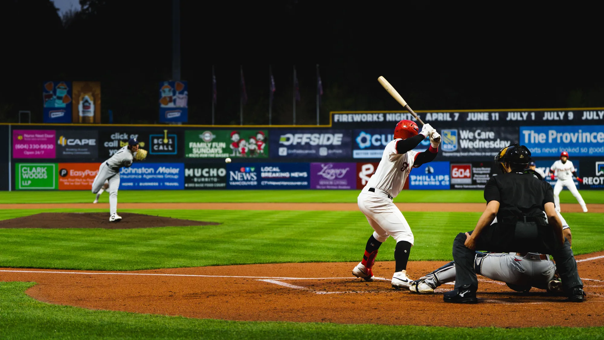 Vancouver Canadians vs Tri-City Dust Devils wide shot at Nat Bailey Stadium