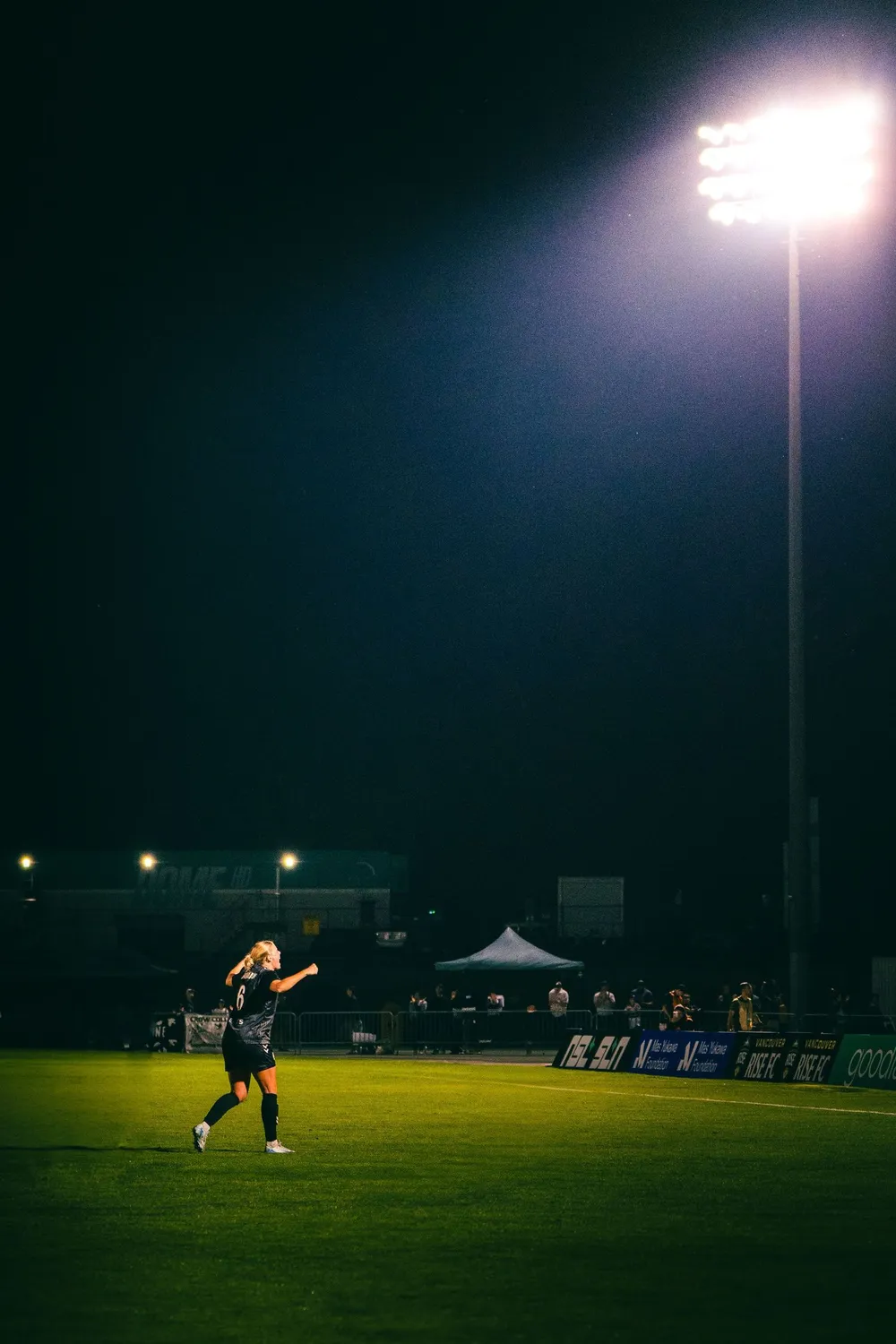 Vancouver Rise FC vs Montreal Rose FC action